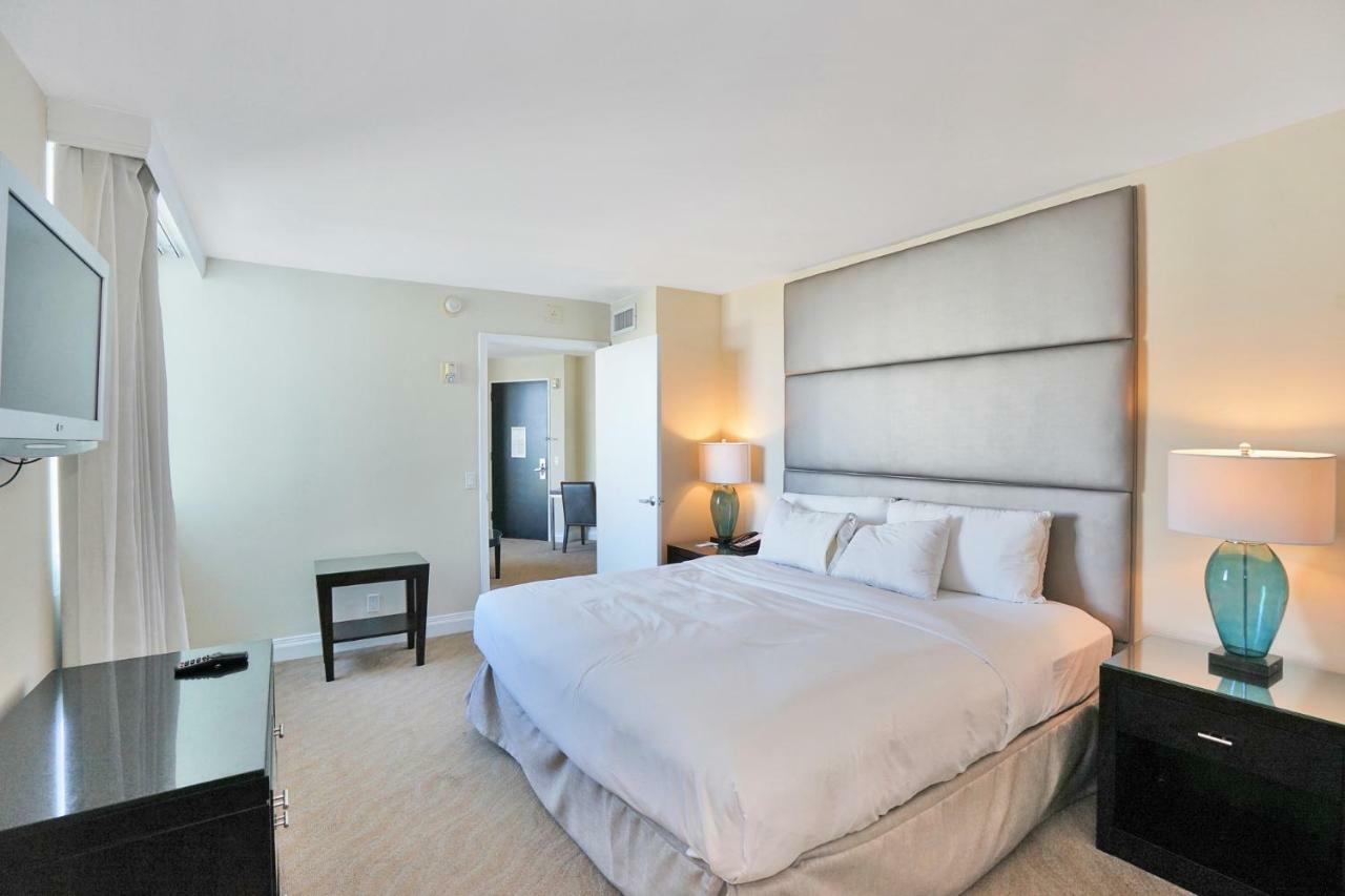 Gallery One - A Doubletree Suites By Hilton Hotel Форт-Лодердейл Экстерьер фото